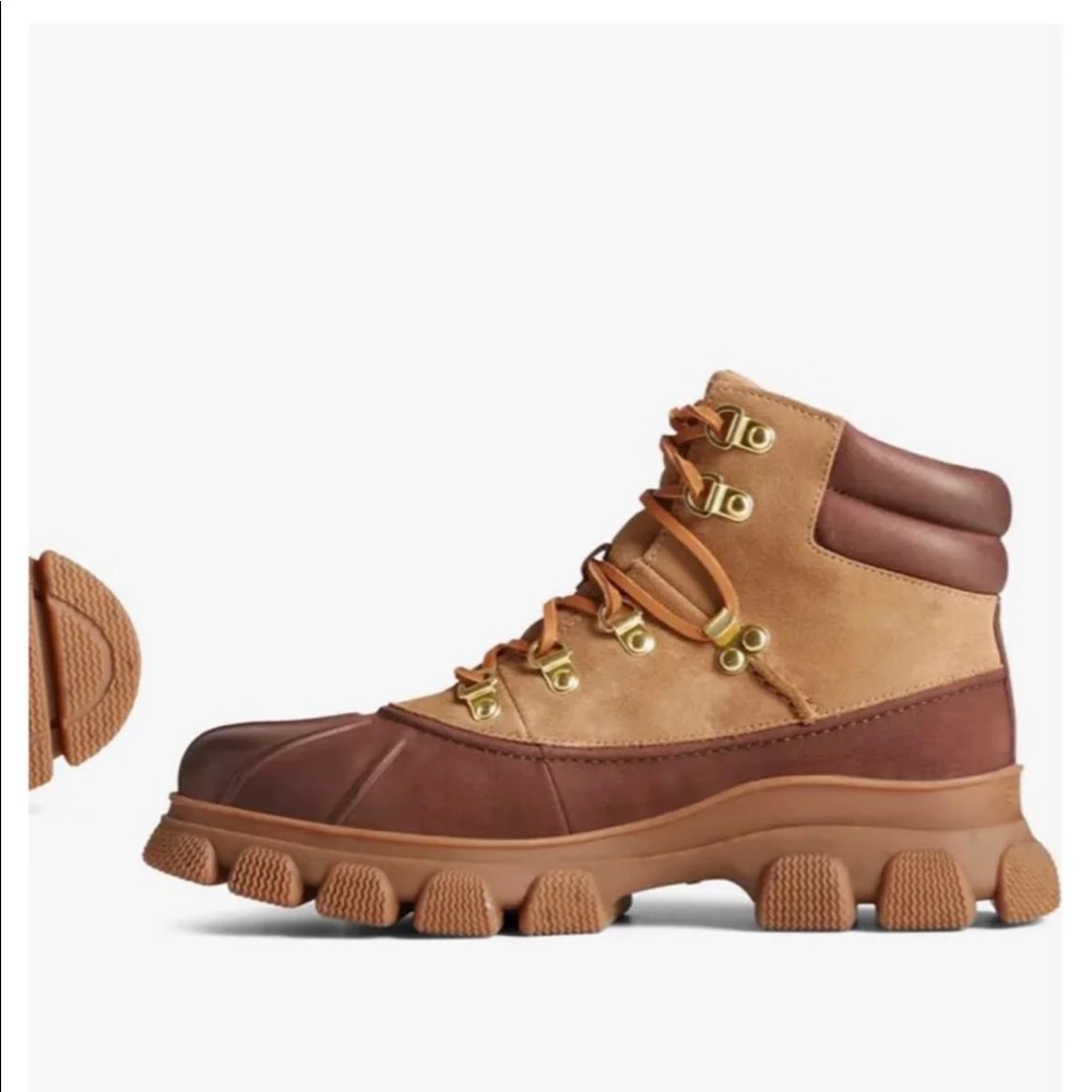 Sperry Hiking Summit Boots
